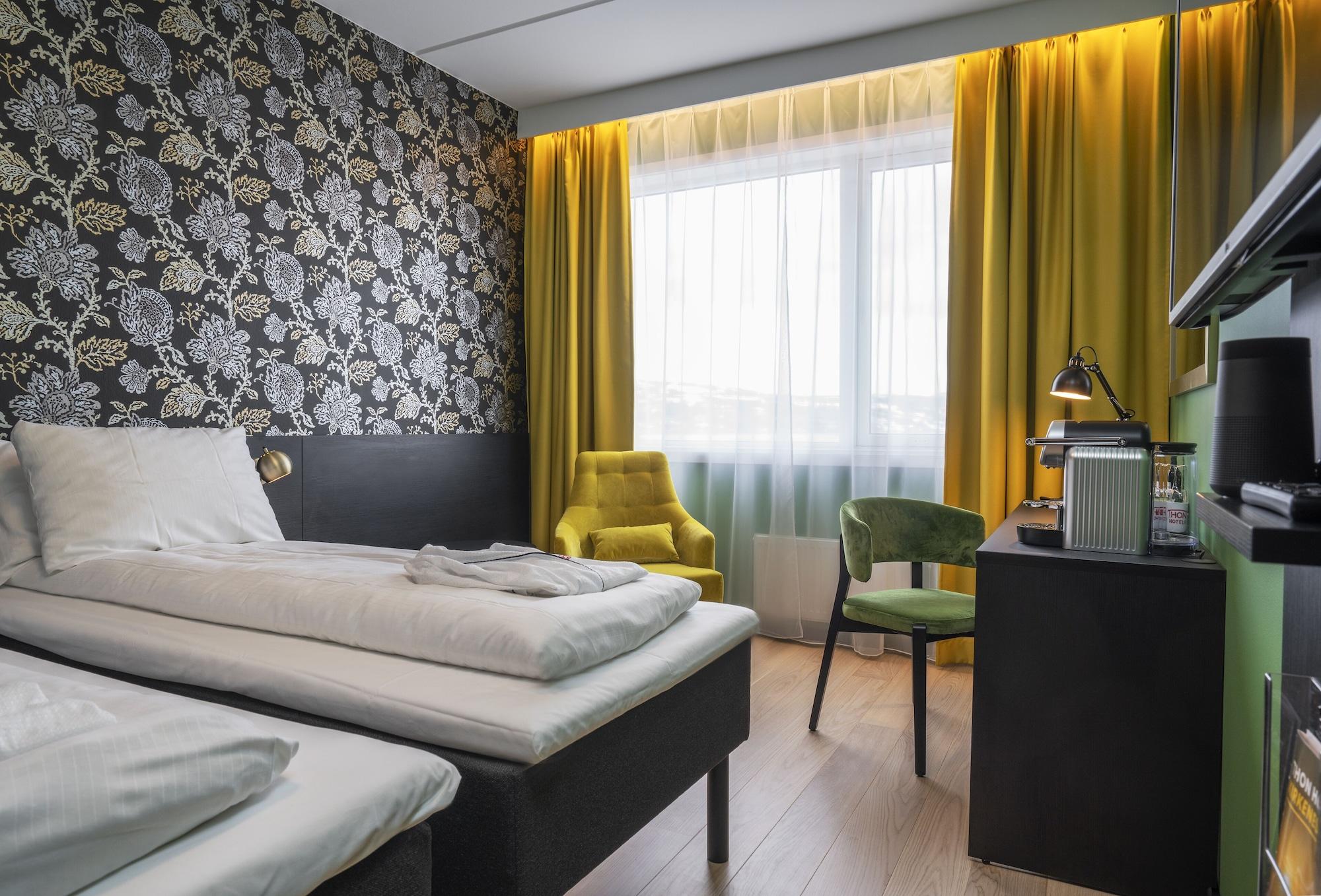 Thon Hotel Kirkenes Bagian luar foto