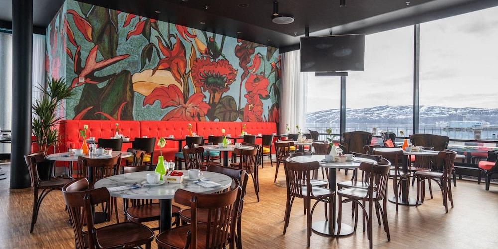 Thon Hotel Kirkenes Bagian luar foto