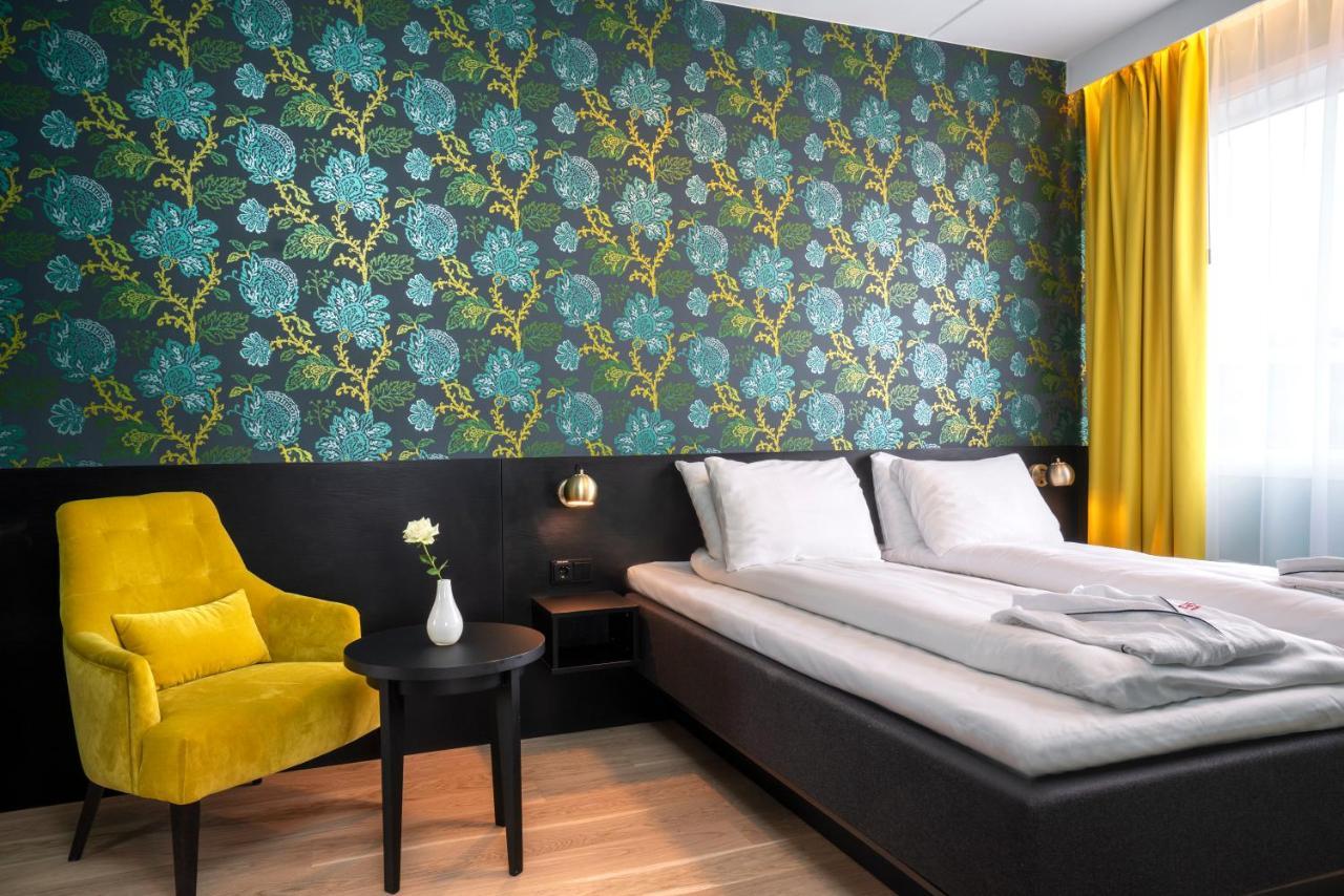 Thon Hotel Kirkenes Bagian luar foto