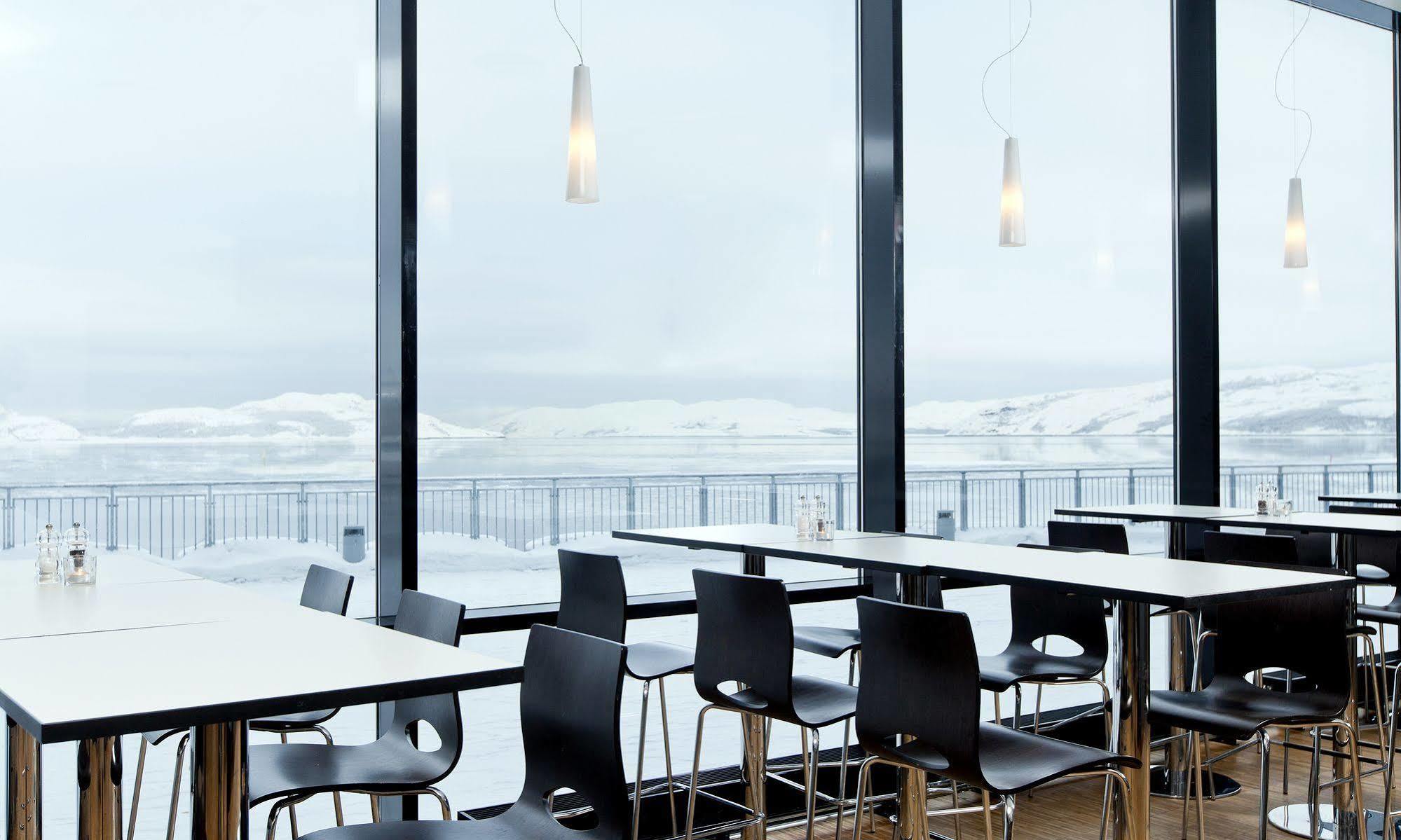 Thon Hotel Kirkenes Bagian luar foto