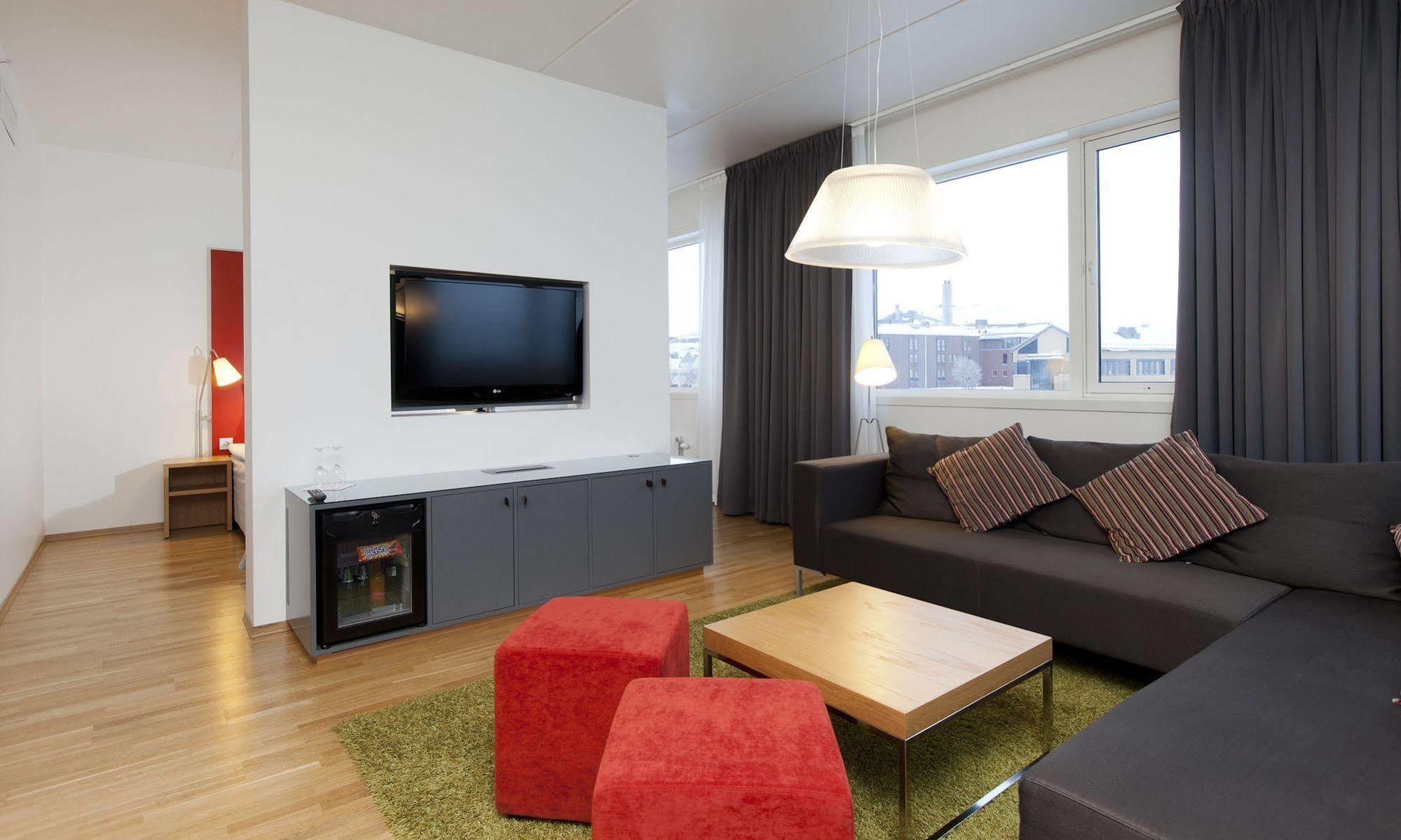 Thon Hotel Kirkenes Bagian luar foto