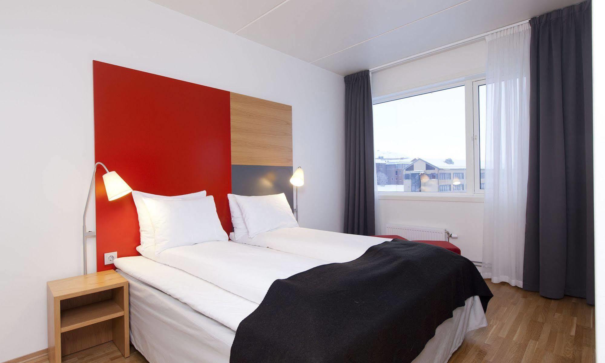 Thon Hotel Kirkenes Bagian luar foto